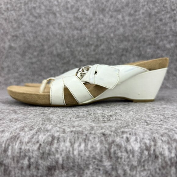 ✅Mossimo Paige Womens 9 White Strappy Thong Wedge Sandals All Man-Made Materials - Picture 7 of 12